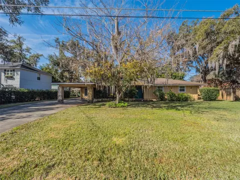 512 Jackson St, Eustis, FL 32726