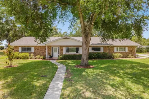 134 W Sunset St, Groveland, FL 34736