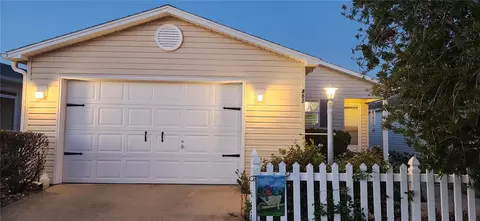 482 Hildalgo Dr, The Villages, FL 32159