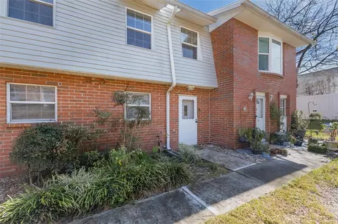 621 W Indiana Ave #5, Deland, FL 32720