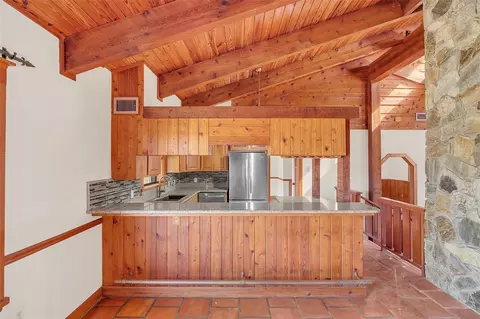 Kitchen - 26225 Pitts Rd, Eustis, FL 32736 photo 1 of 5