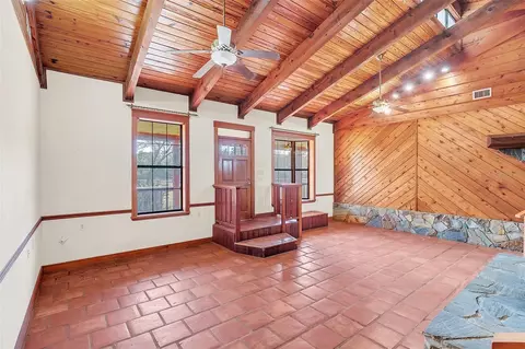 Living - 26225 Pitts Rd, Eustis, FL 32736 photo 3 of 8
