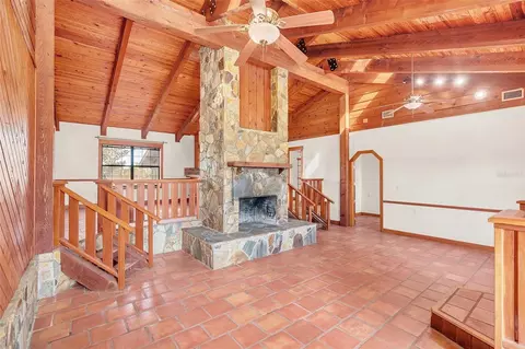 Living - 26225 Pitts Rd, Eustis, FL 32736 photo 2 of 8