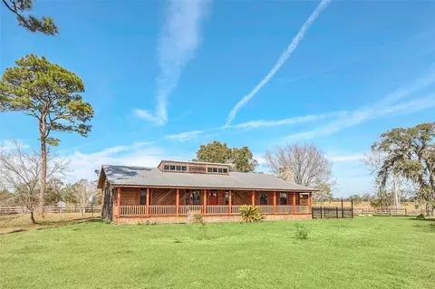 Exterior - 26225 Pitts Rd, Eustis, FL 32736 photo 2 of 14