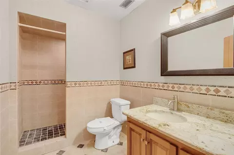Bath - 26225 Pitts Rd, Eustis, FL 32736 photo 3 of 3