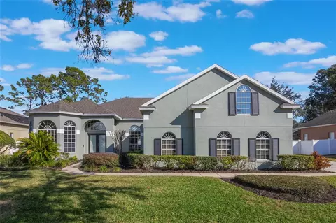 335 Savannah Holly Ln, Sanford, FL 32771