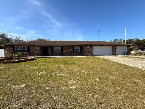 1255 N Highland St, Mount Dora, FL 32757