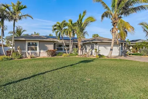 8017 13th Ave S, Saint Petersburg, FL 33707