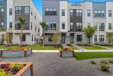 2221 Valentine Aly, Orlando, FL 32804