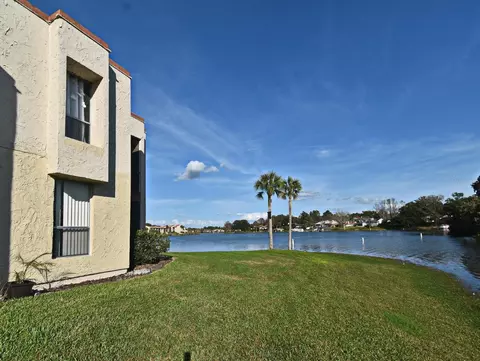 536 Orange Dr #16, Altamonte Springs, FL 32701