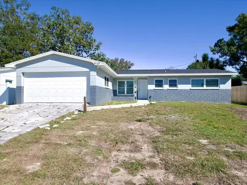 8549 Oakhurst Rd, Seminole, FL 33776