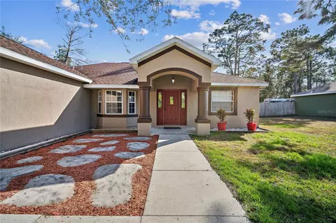 12175 Phoenix Ave, Weeki Wachee, FL 34614