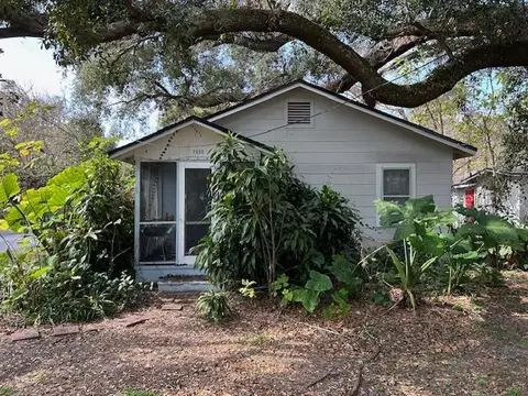 1330 Cloverlawn Ave, Orlando, FL 32806