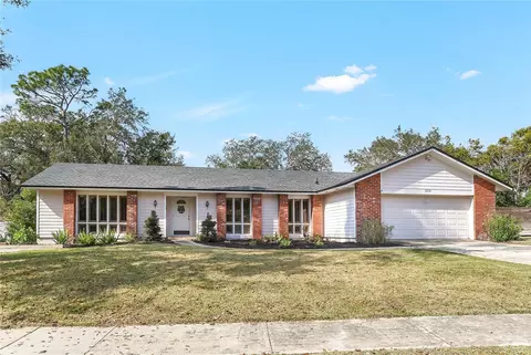 203 E Sweetwater Creek Dr, Longwood, FL 32779
