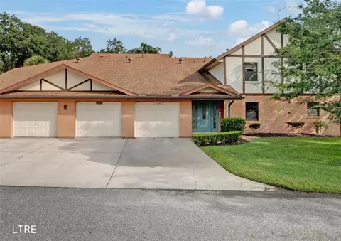 100 E Oak Terrace Dr #1, Leesburg, FL 34748