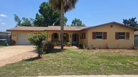 210 Dartmouth St, Deltona, FL 32725