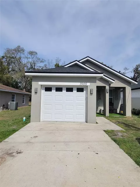 1909 Bates Ave, Eustis, FL 32726 photo 1