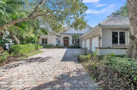 140 N White Jewel Ct, Vero Beach, FL 32963