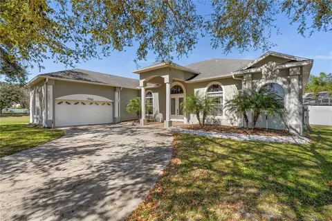 1946 Thoroughbred Dr, Gotha, FL 34734