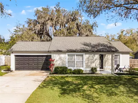 52 Bay Ridge Loop, Mascotte, FL 34753