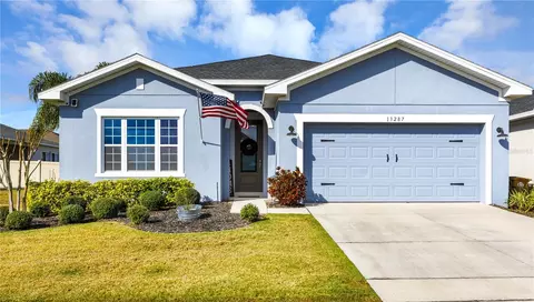 13287 Serene Valley Dr, Clermont, FL 34711