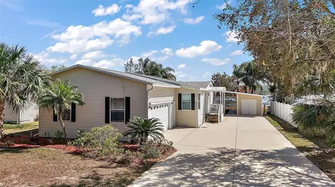 13201 Plum Lake Cir, Clermont, FL 34715