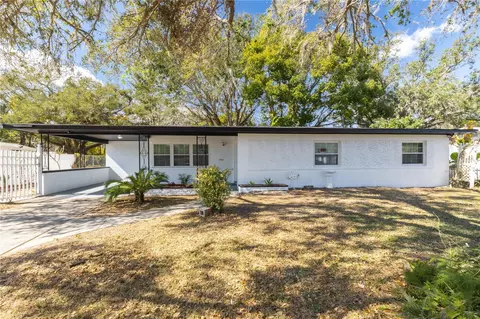 403 Louis St, Leesburg, FL 34748