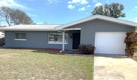 814 20th St SW, Largo, FL 33770