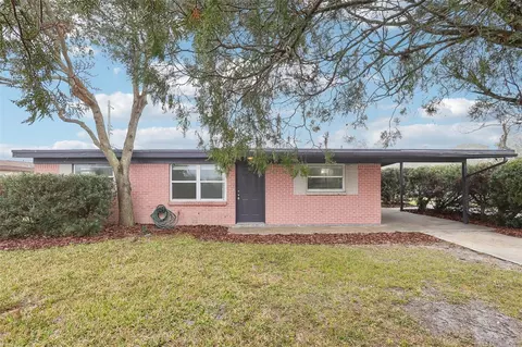 2943 Truman Blvd, Sanford, FL 32771