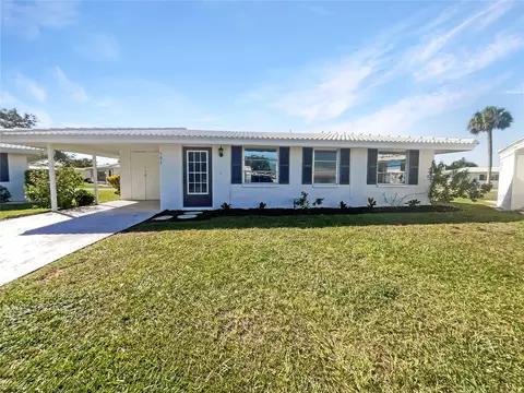507 Circlewood Dr #O2, Venice, FL 34293