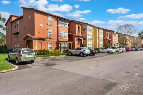 5120 Conroy Rd #32, Orlando, FL 32811