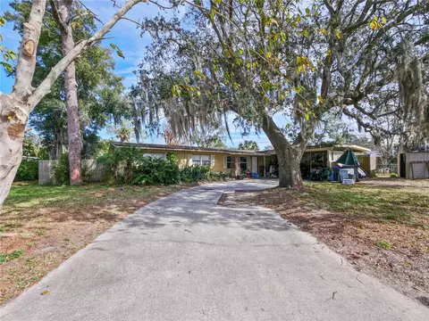 1600 Bluebird Ct, Titusville, FL 32780