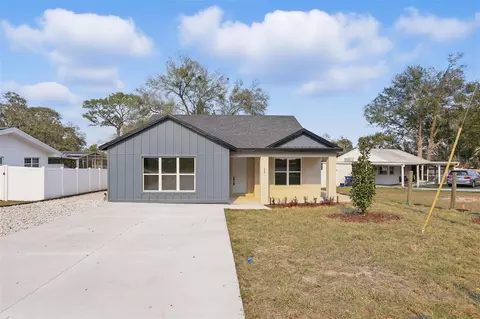 355 Anderson Dr, Groveland, FL 34736