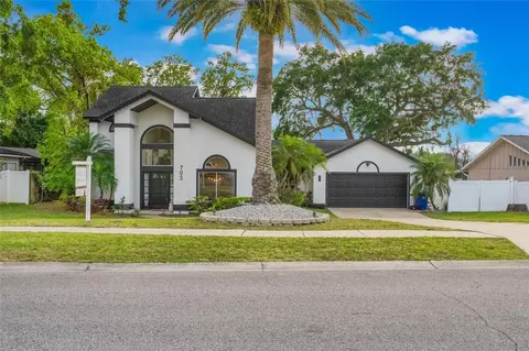 703 E Lakeshore Dr, Ocoee, FL 34761 photo 1