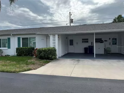 6050 Coral Way #4, Bradenton, FL 34207