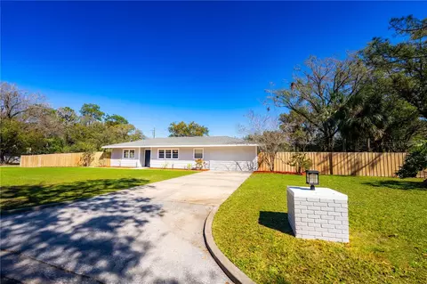 2401 S Myrtle Ave, Sanford, FL 32771