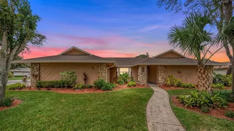 221 W Berkshire Cir, Longwood, FL 32779