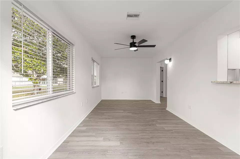 Living - 11643 SW 137th Loop, Dunnellon, FL 34432 photo 12 of 12