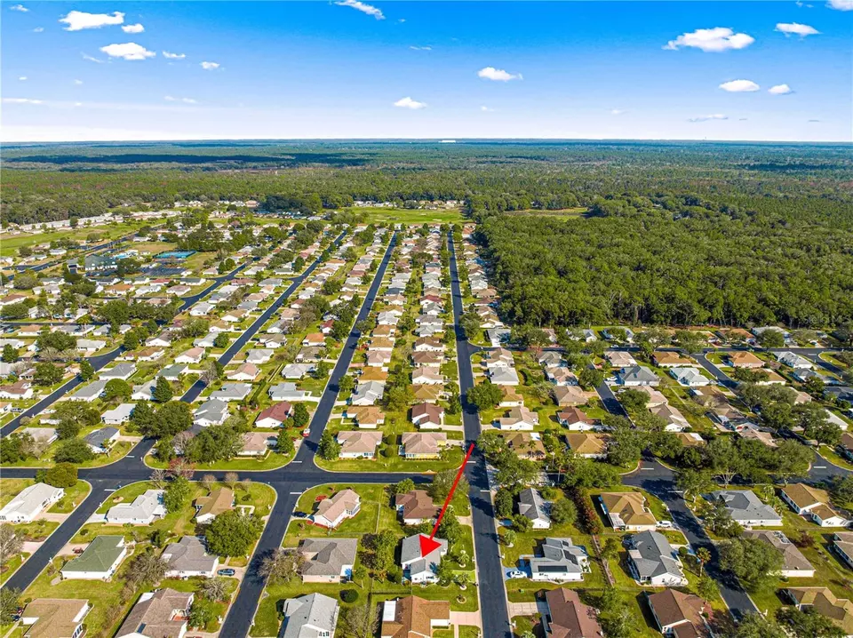 View/Area - 11643 SW 137th Loop, Dunnellon, FL 34432 photo 4 of 7
