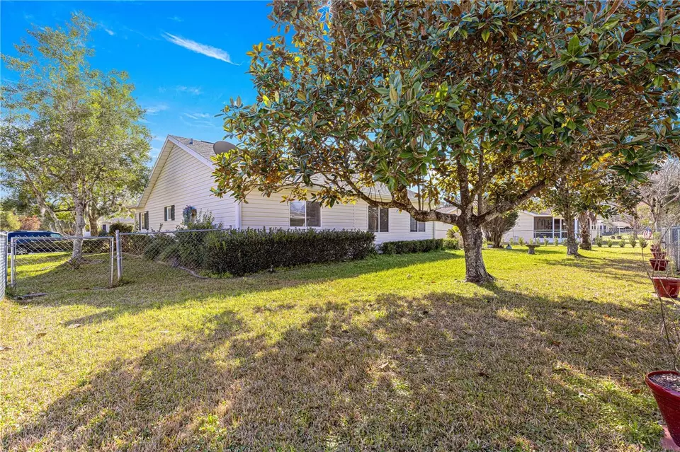 Exterior - 11643 SW 137th Loop, Dunnellon, FL 34432 photo 2 of 8