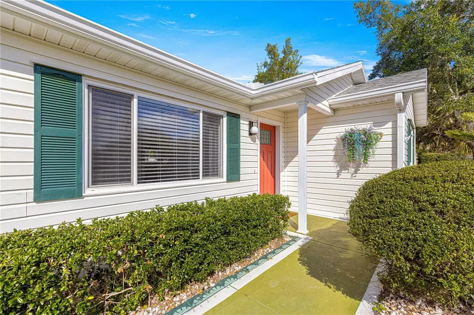 Exterior - 11643 SW 137th Loop, Dunnellon, FL 34432 photo 3 of 8