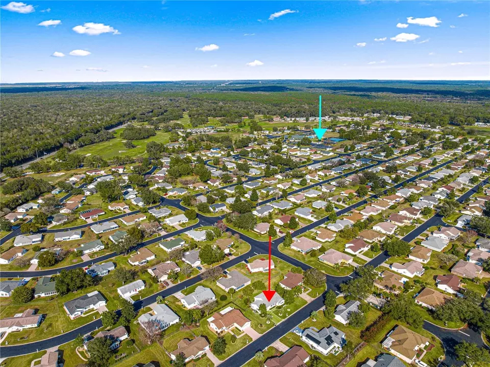 View/Area - 11643 SW 137th Loop, Dunnellon, FL 34432 photo 2 of 7
