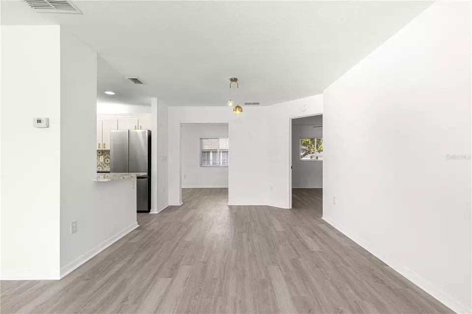 Living - 11643 SW 137th Loop, Dunnellon, FL 34432 photo 6 of 12