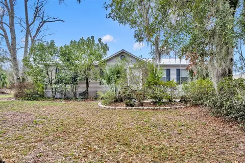 1840 NE 162nd St, Citra, FL 32113