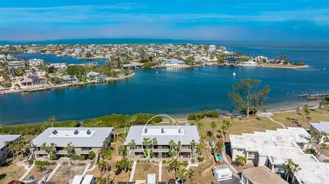 6200 Flotilla Dr #305, Holmes Beach, FL 34217