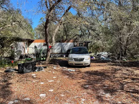 43910 East Rd, Paisley, FL 32767