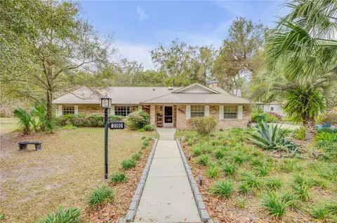 2180 Lauren Ln, Deland, FL 32720