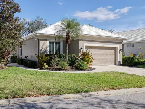 5011 88th St E, Bradenton, FL 34211