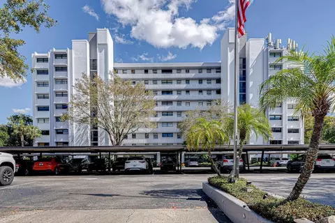1100 S Orlando Ave #301, Maitland, FL 32751