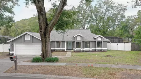 2092 Majestic Woods Blvd, Apopka, FL 32712